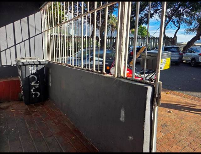 2 BEDROOM HOUSE FOR SALE IN ZONNEBLOEM
